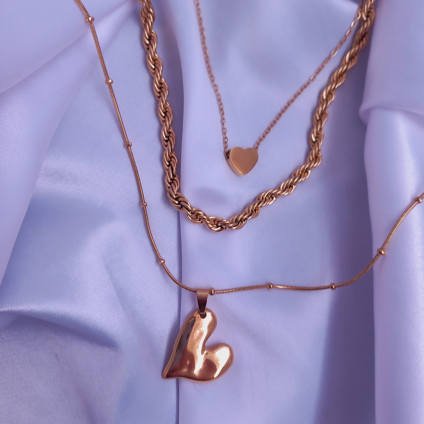 طقم 3 سلاسل