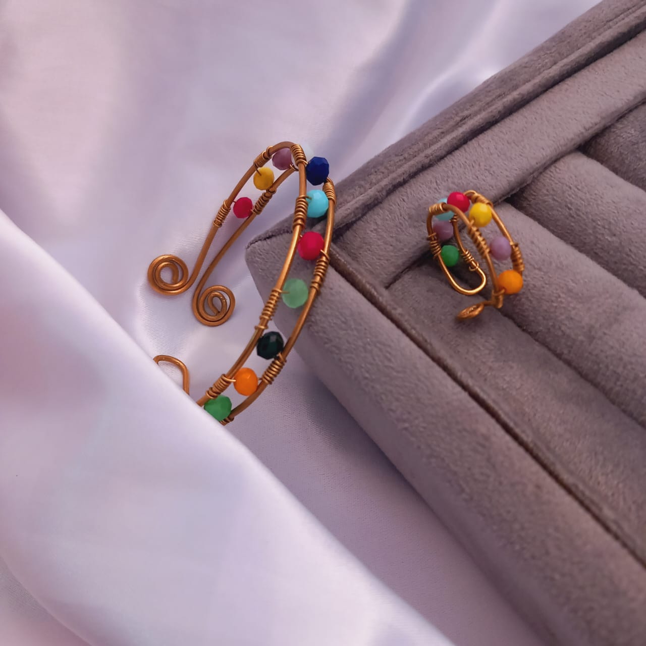 طقم اسورة وخاتم فرعوني