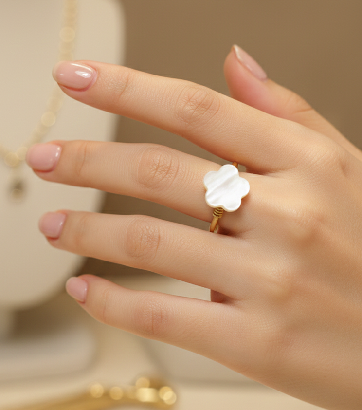 خاتم صدف وردة