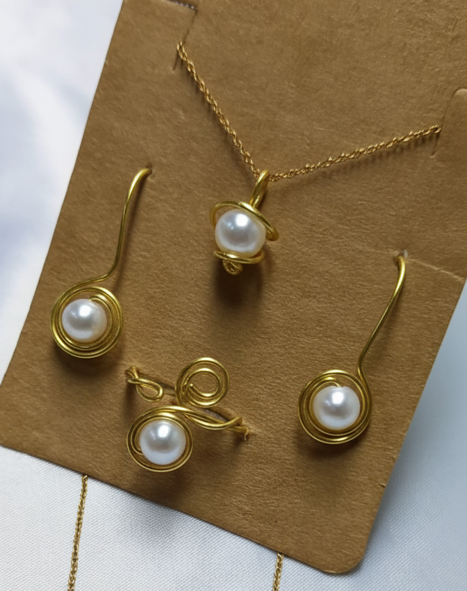 Pearl set