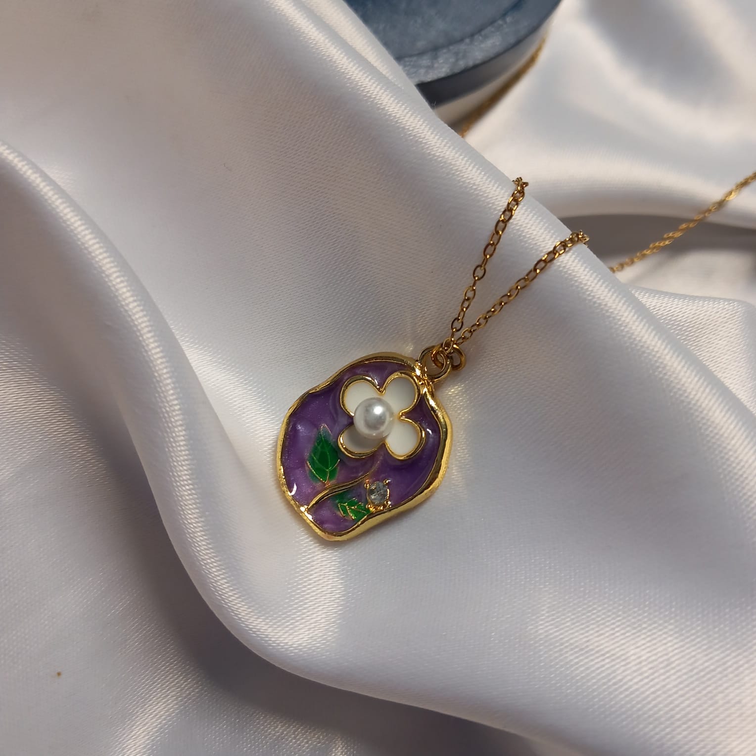 blossom necklace