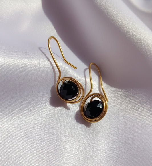 طقم حلق وسلسلة وخاتم كريستال ونحاس