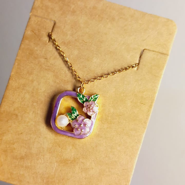 blossom necklace