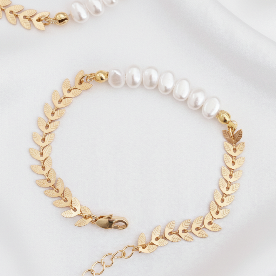 Pearl bracelet