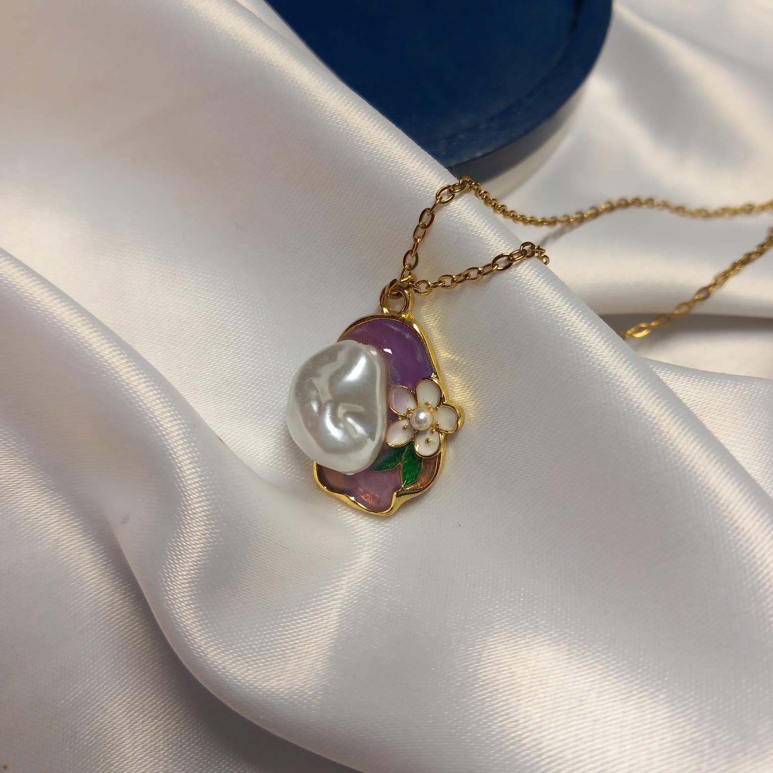 blossom necklace
