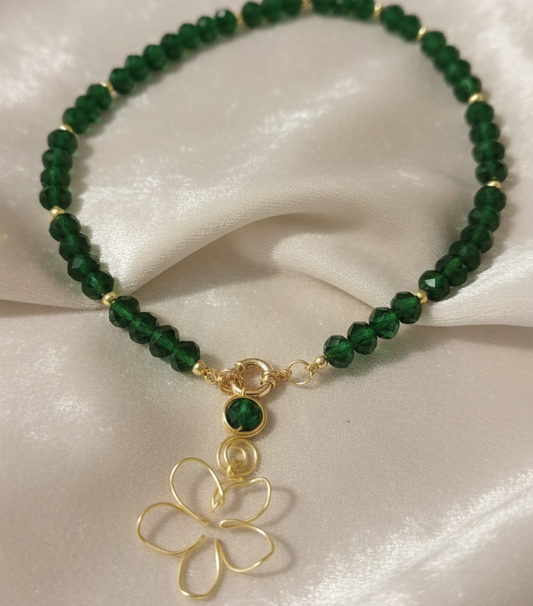 عقد كريستال