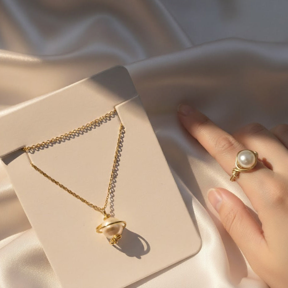 خاتم وسلسلة لولي